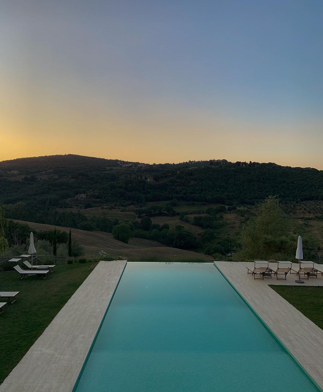 Ryder medium leather shoulder bag