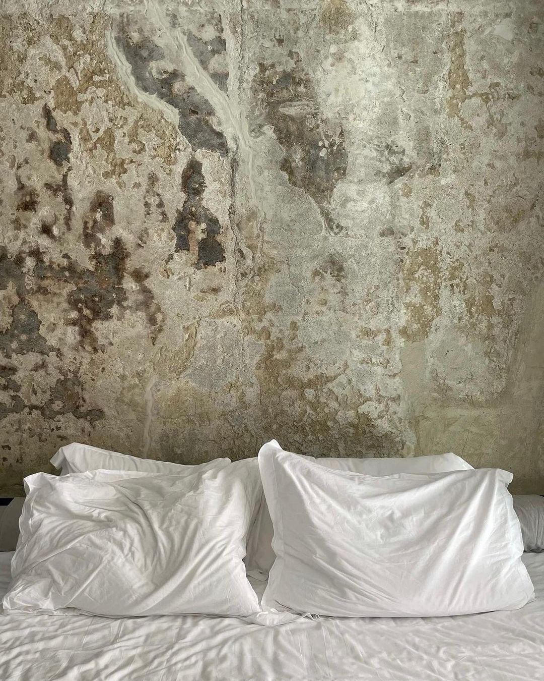 Ryder medium leather shoulder bag