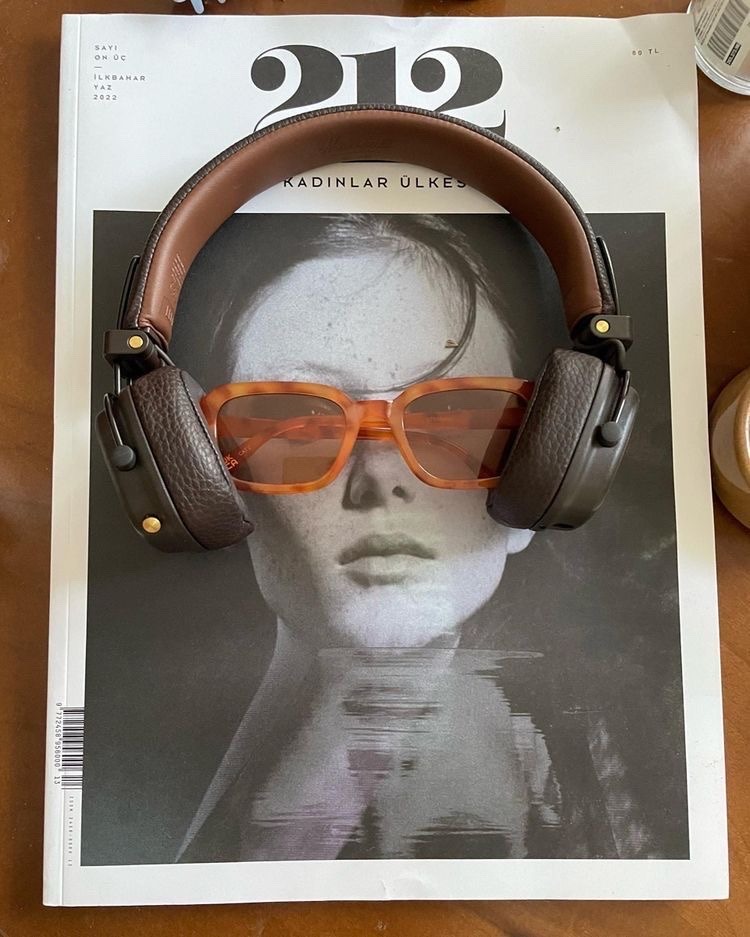 Slow shearling runner sneakers